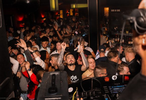 Ein DJ ist keine Jukebox Ein DJ ist keine Jukebox